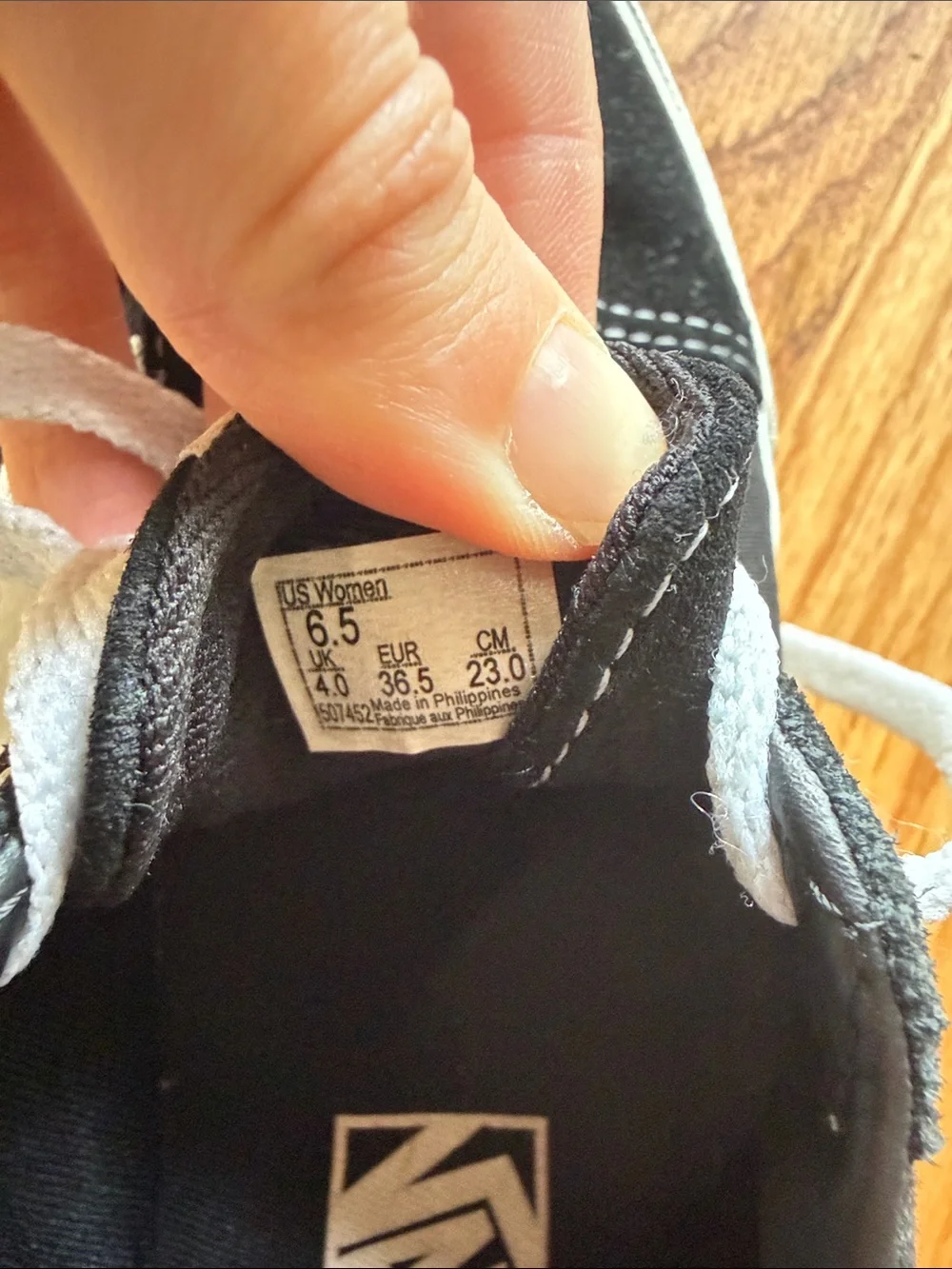 Vans Black & White Old Skool Sneakers Shoe